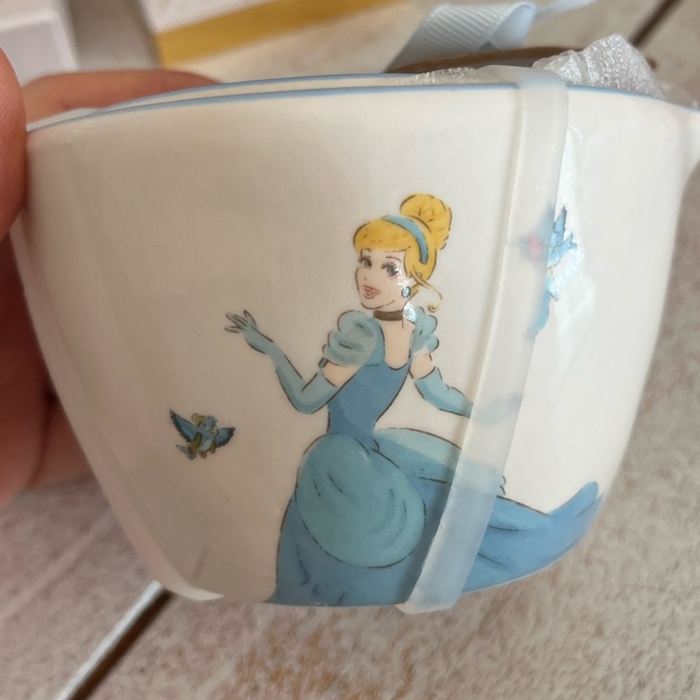 Rae Dunn Disney Cinderella measuring cups